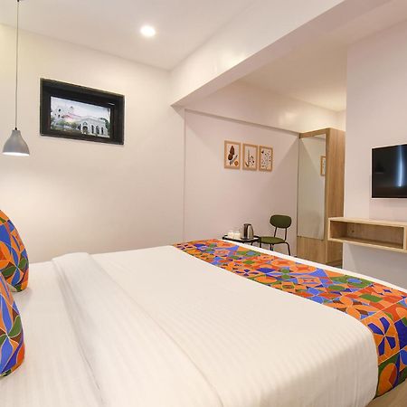 Fabhotel Olive Suite Пуне Екстер'єр фото
