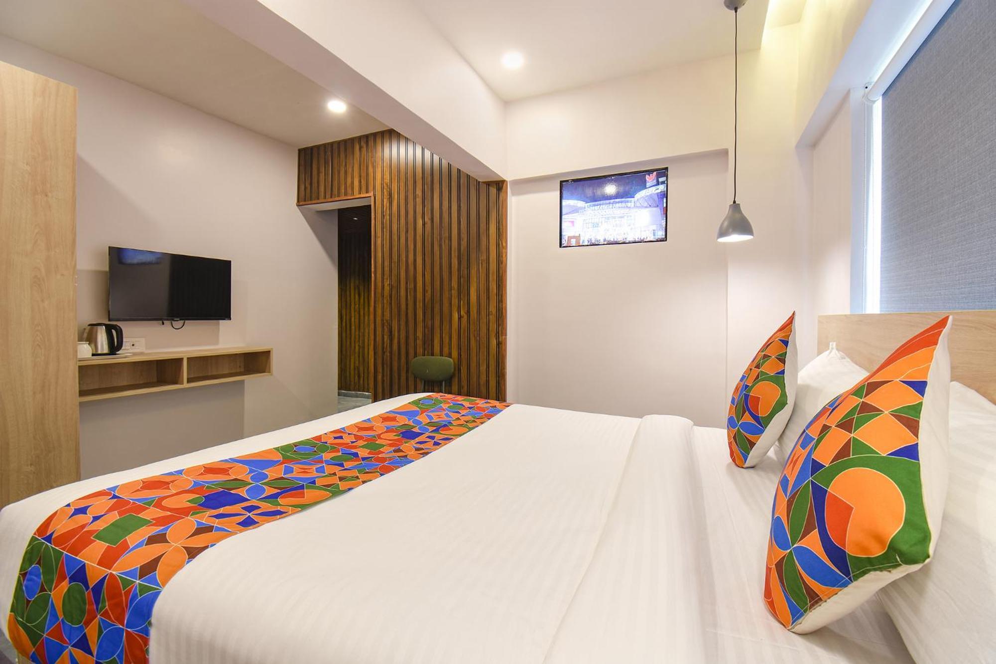 Fabhotel Olive Suite Пуне Екстер'єр фото
